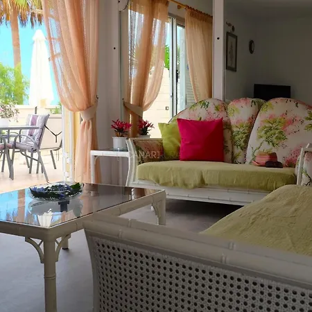 아파트 Casa Anabel 아데제